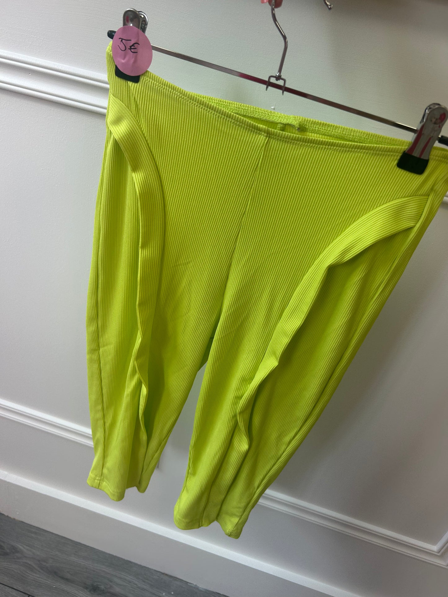 SAMPLE Lime ruffle bicycle shorts