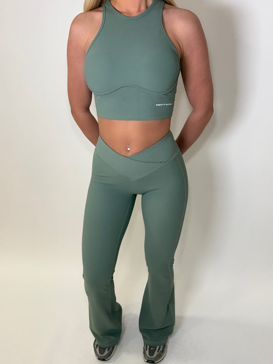 GYM GIRL ERA EXCLUSIVE Sage green sculpt silhouette top